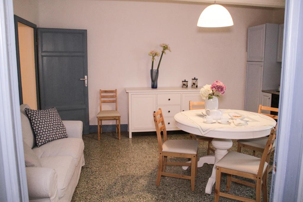 Apartament Abitare Il Borgo Piazza Del Popolo Castagneto Carducci Zewnętrze zdjęcie