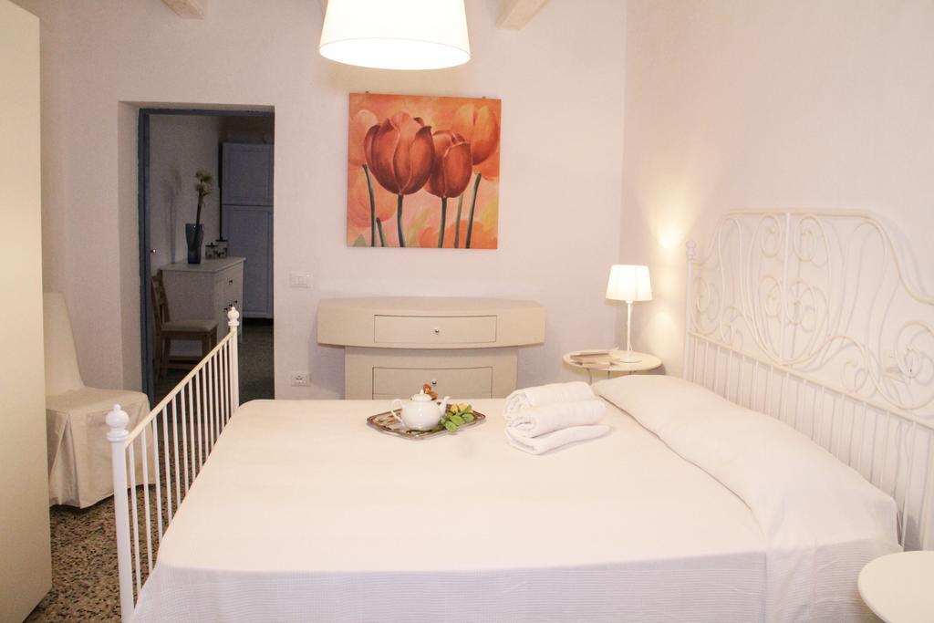 Apartament Abitare Il Borgo Piazza Del Popolo Castagneto Carducci Zewnętrze zdjęcie