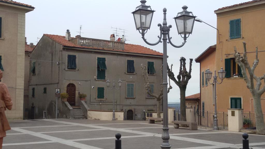 Apartament Abitare Il Borgo Piazza Del Popolo Castagneto Carducci Zewnętrze zdjęcie